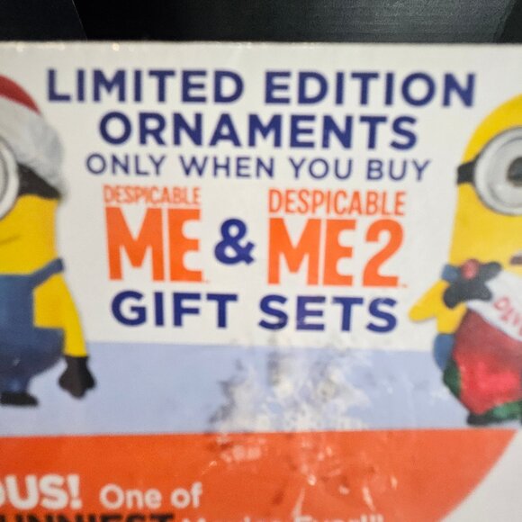 New Despicable Me 2 DVD Holiday Gift Set Limited Edition Ornament & DVD Sealed - Picture 6 of 8